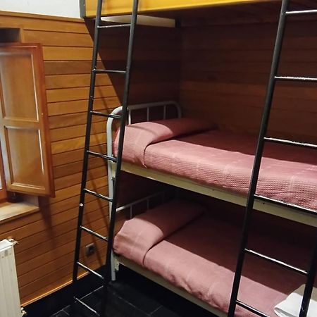 Kyomu Resort Hostel Velilla del Rio Carrion المظهر الخارجي الصورة