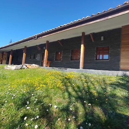 Kyomu Resort Hostel Velilla del Rio Carrion المظهر الخارجي الصورة