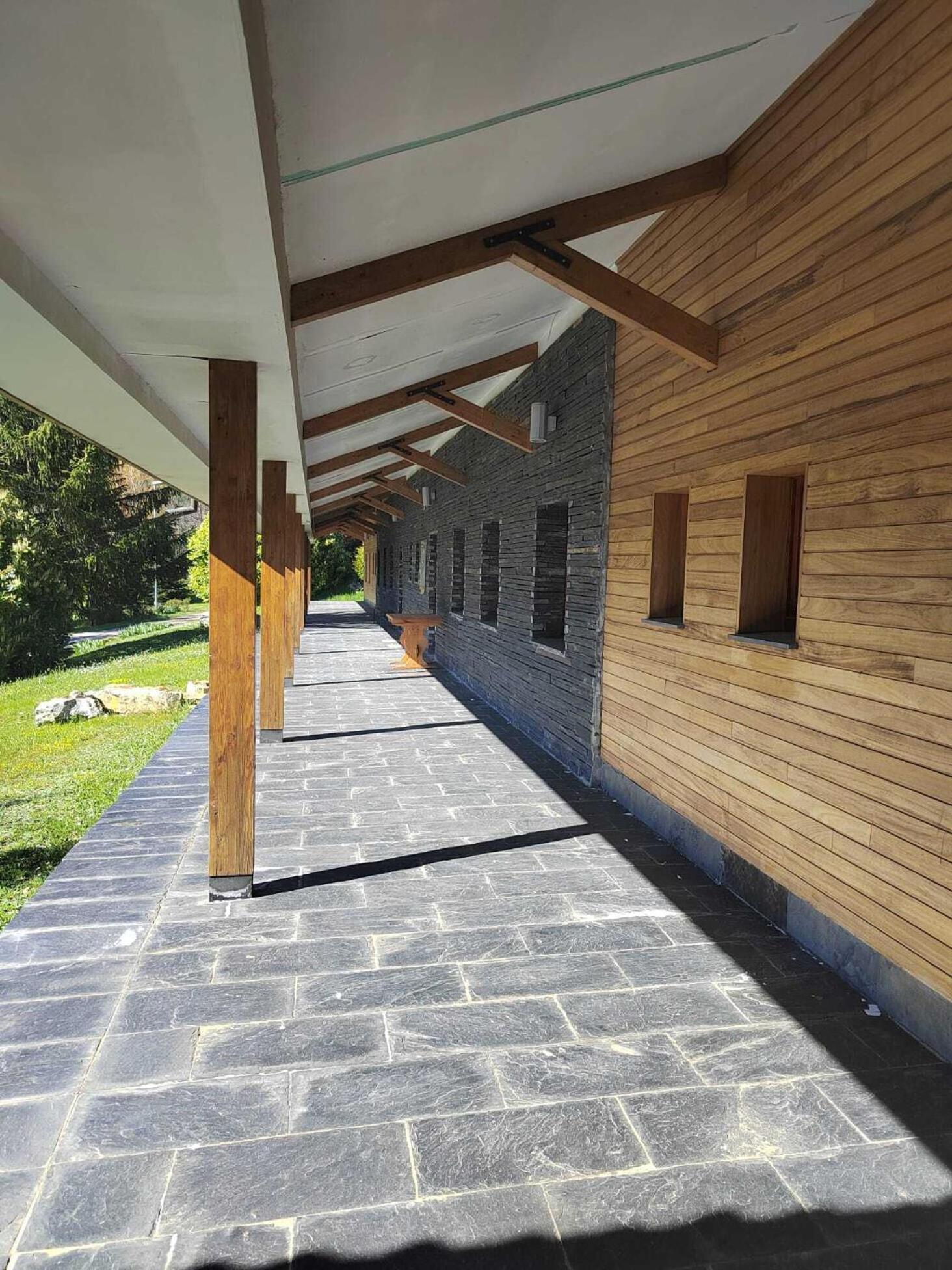 Kyomu Resort Hostel Velilla del Rio Carrion المظهر الخارجي الصورة